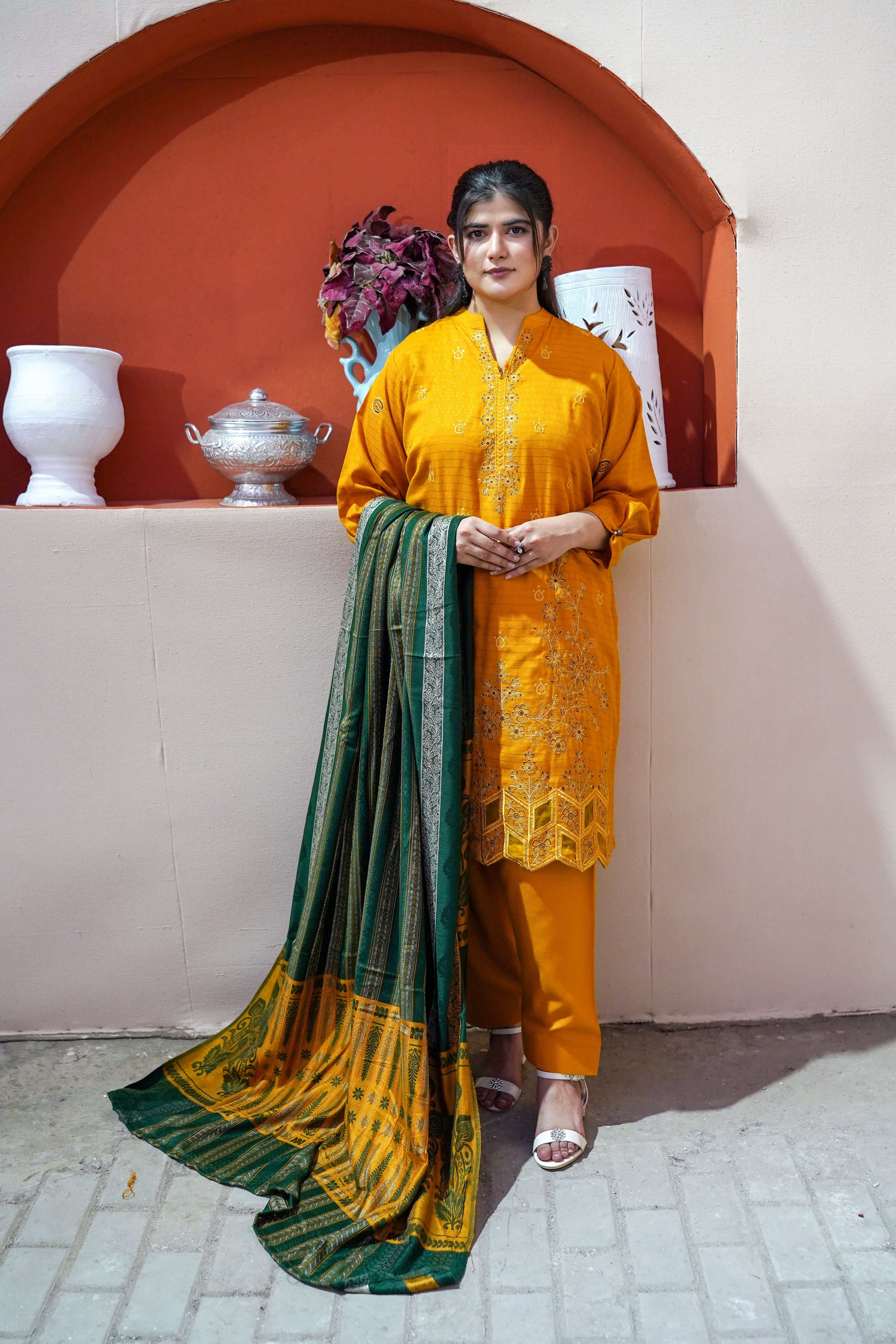 Chamki Dhanak Full Heavy Embroidered 3-Piece Suit